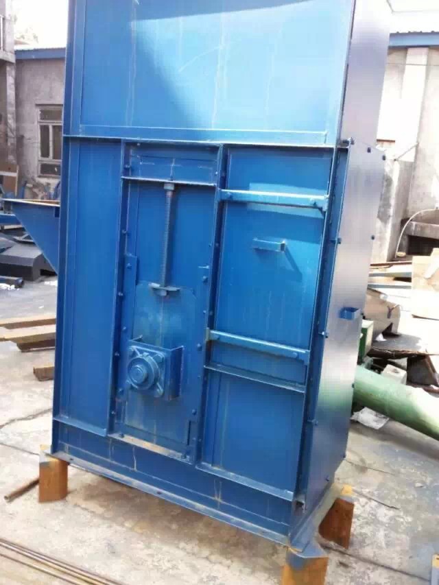 解析斗式提升機的種類及使用注意事項(解析斗式提升機工作原理)